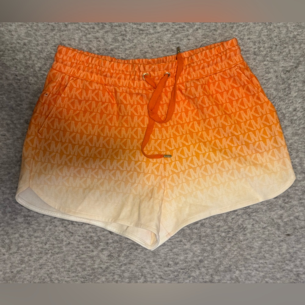 NWT Defect Michael Kors Orange and Cream Shorts Size L